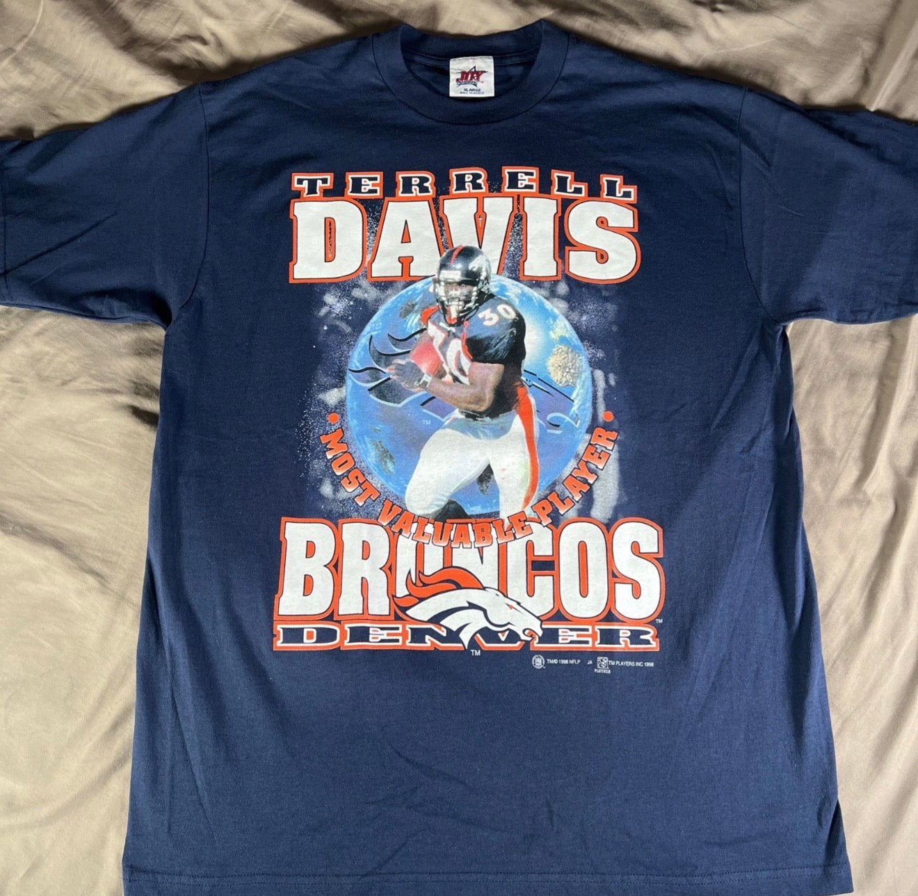 1998 Terrell Davis Denver Broncos MVP Graphic Tee — NWOT