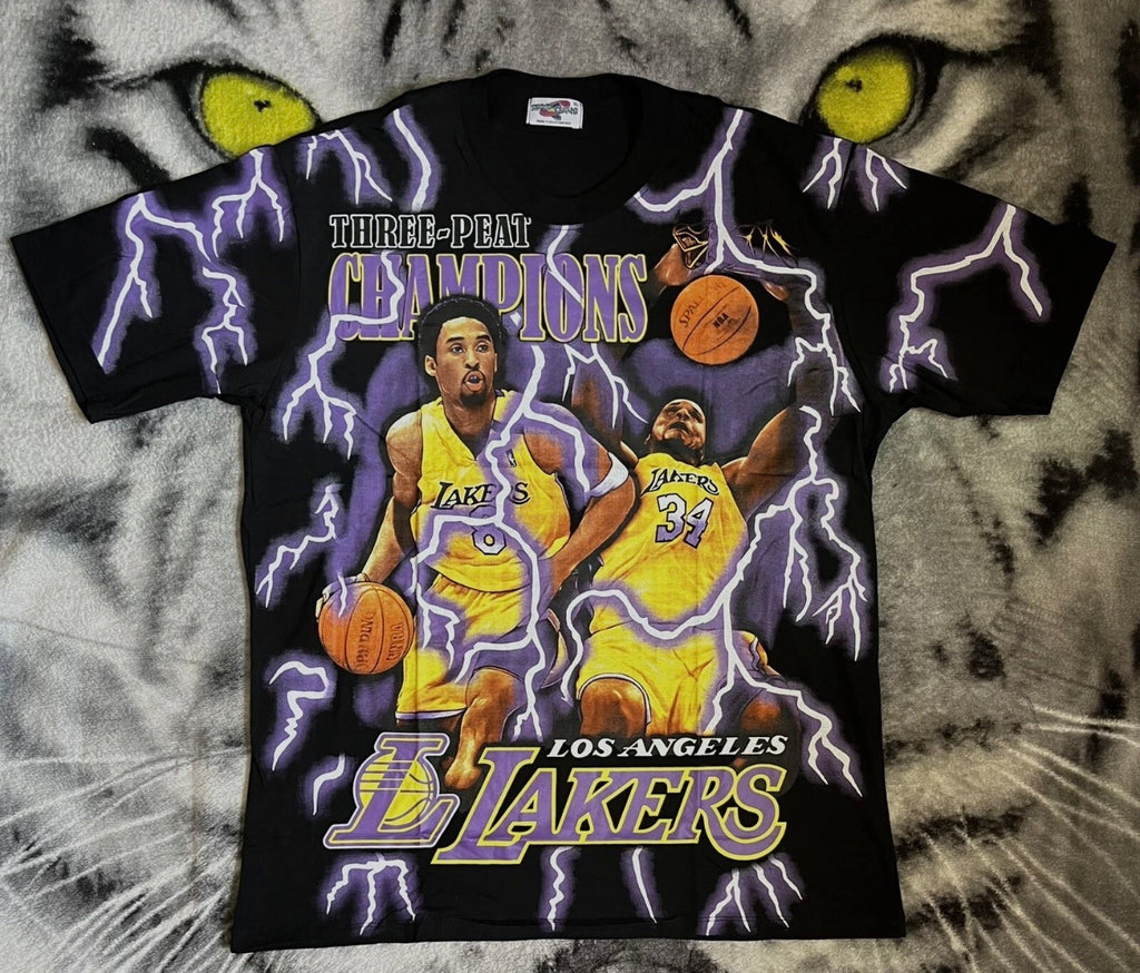 Kobe Bryant & Shaquille O’Neal Lakers Three-Peat Champions Tee