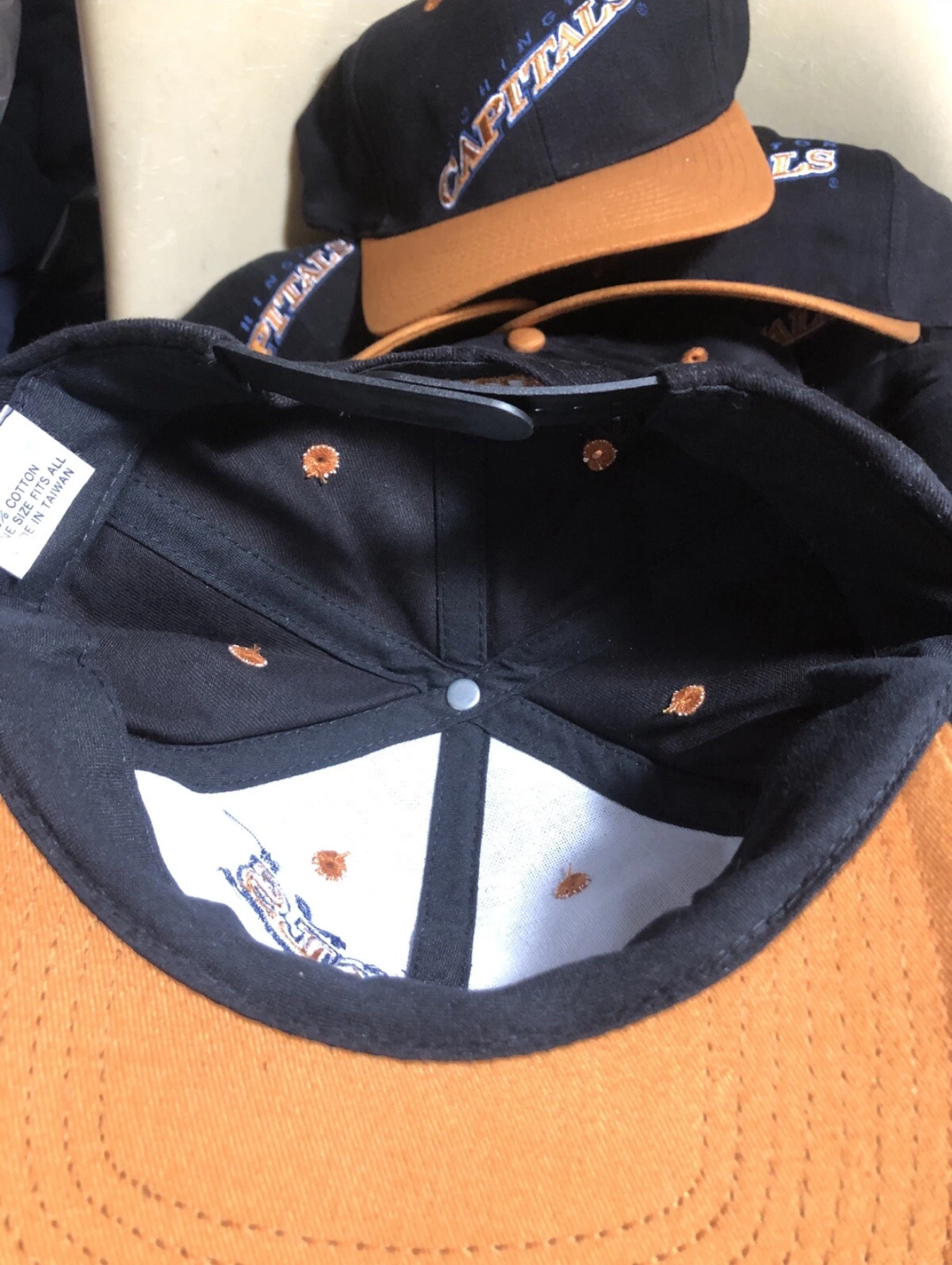 Washington Capitals Black & Tan Vintage-Style Snapback Hat