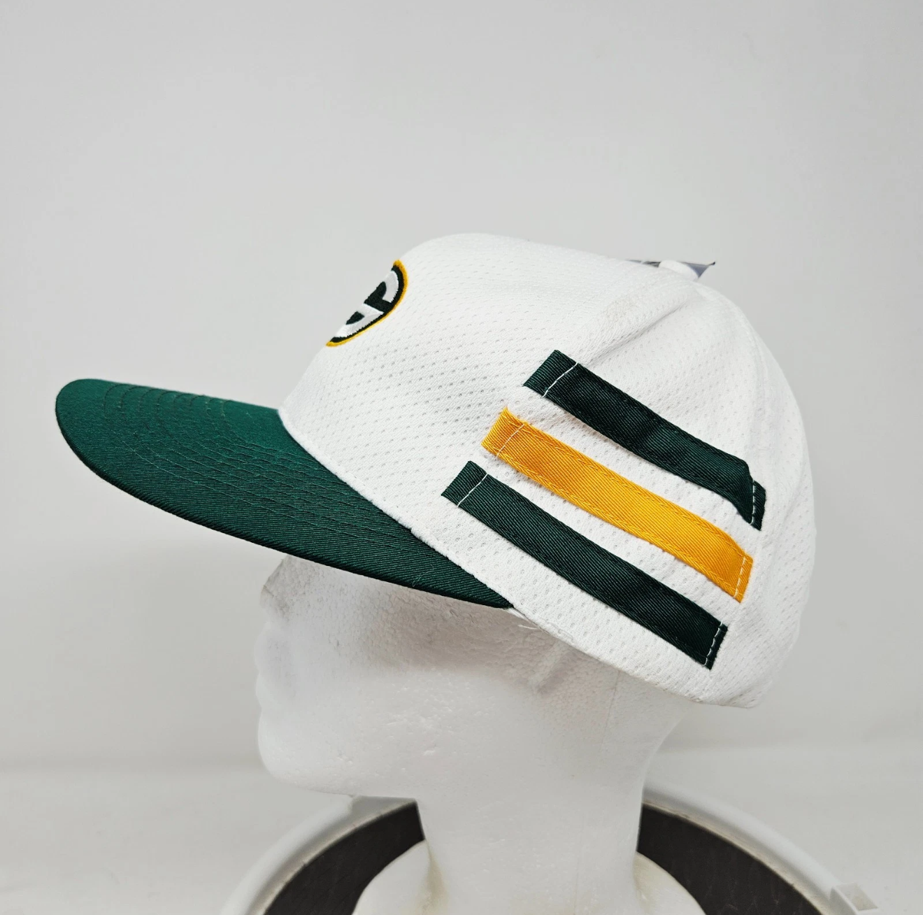 Green Bay Packers Drew Pearson White & Green Snapback Hat — NWT