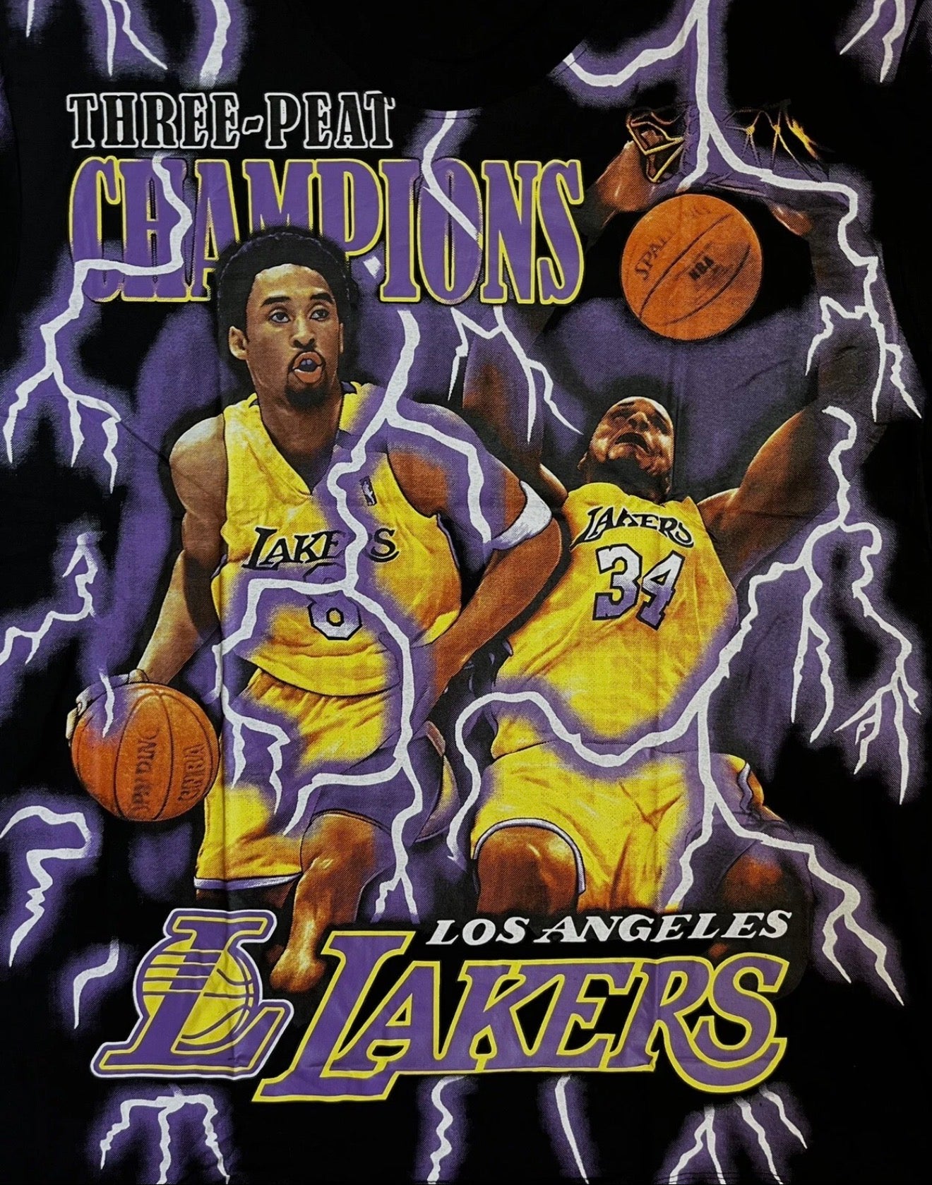 Kobe Bryant & Shaquille O’Neal Lakers Three-Peat Champions Tee