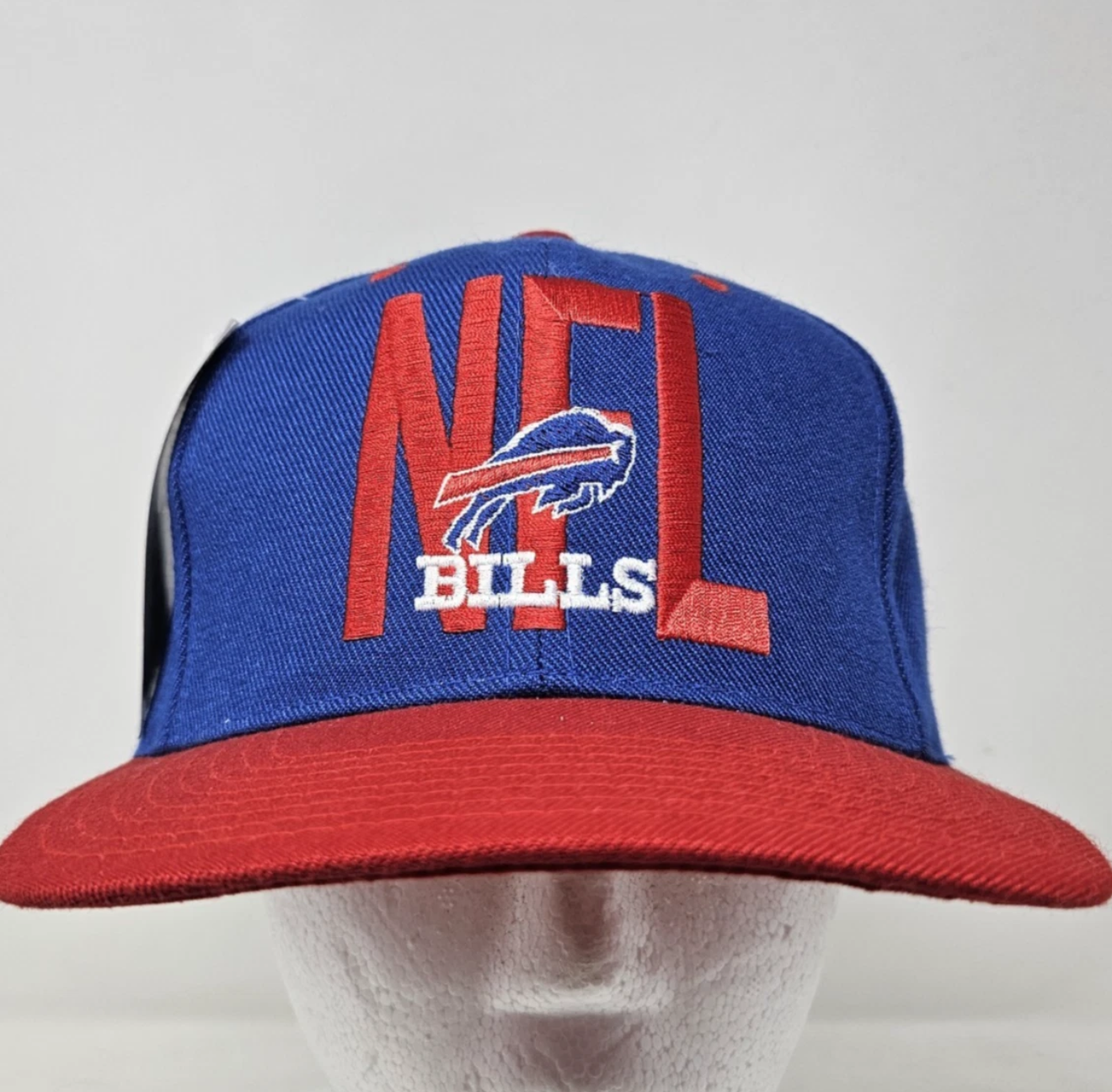 Buffalo Bills Pro Player NFL Blue & Red Snapback Hat — NWT