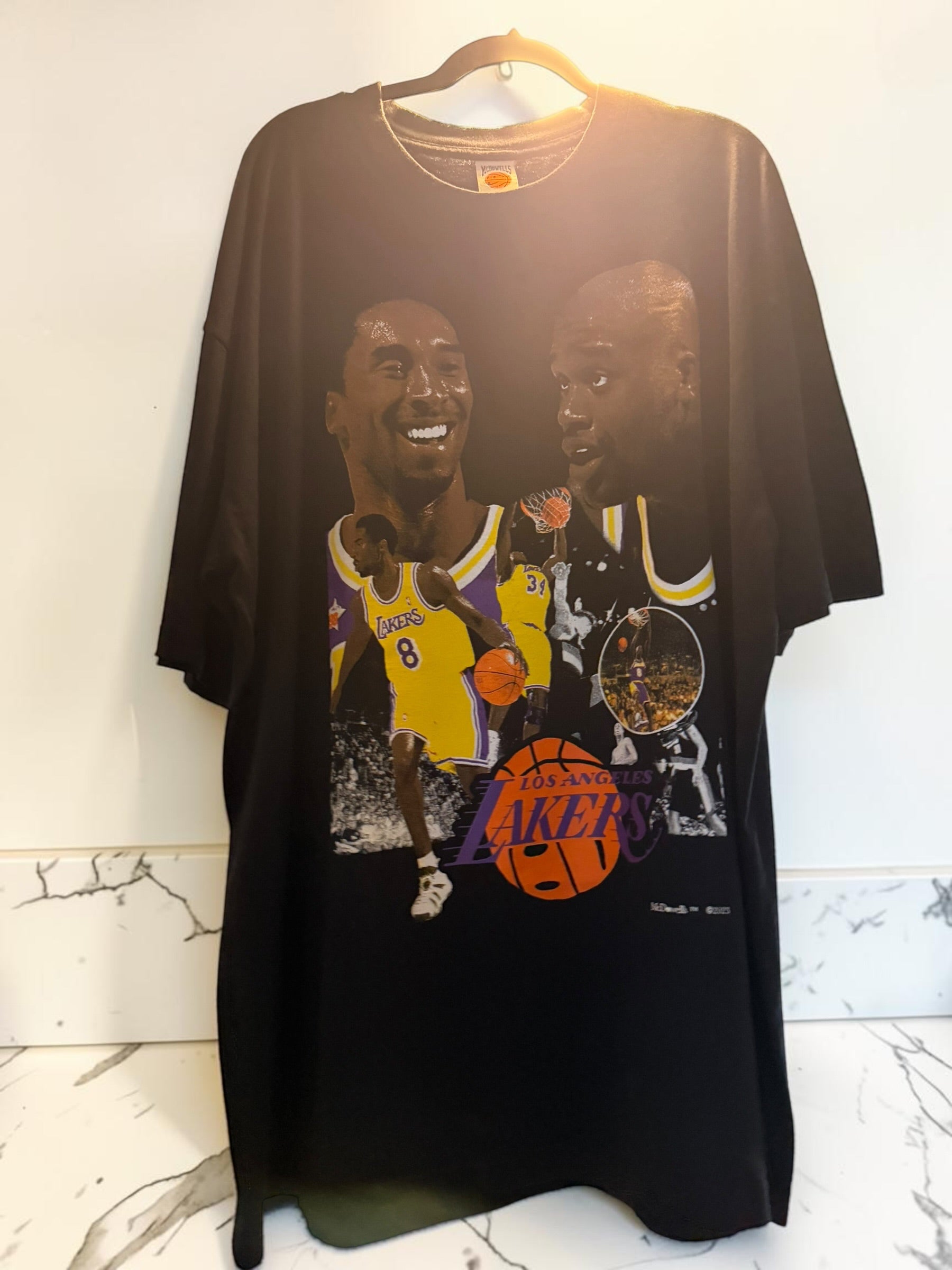 Kobe Bryant & Shaquille O’Neal Los Angeles Lakers Graphic Tee — Black — NWOT